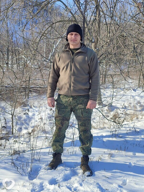Андрей, 29, Снежном — анкета №3960483