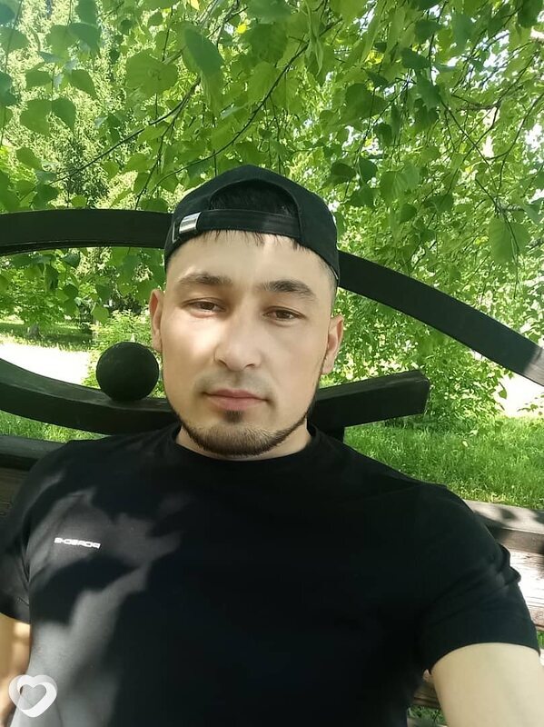Азиз, 25, Кемерове — анкета №3961796