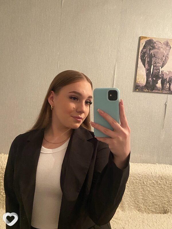 Александра, 19, Красноярске — анкета №3962171