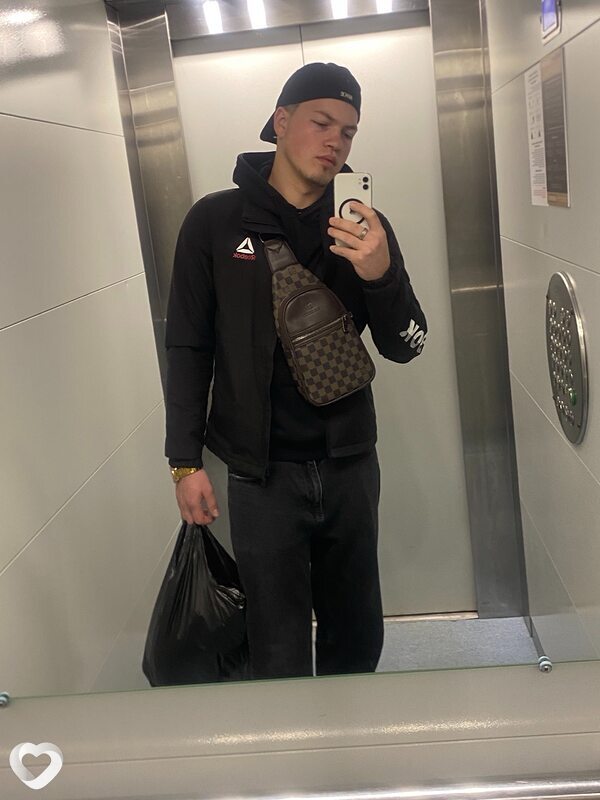 Дима, 20, Краснодаре — анкета №3962237