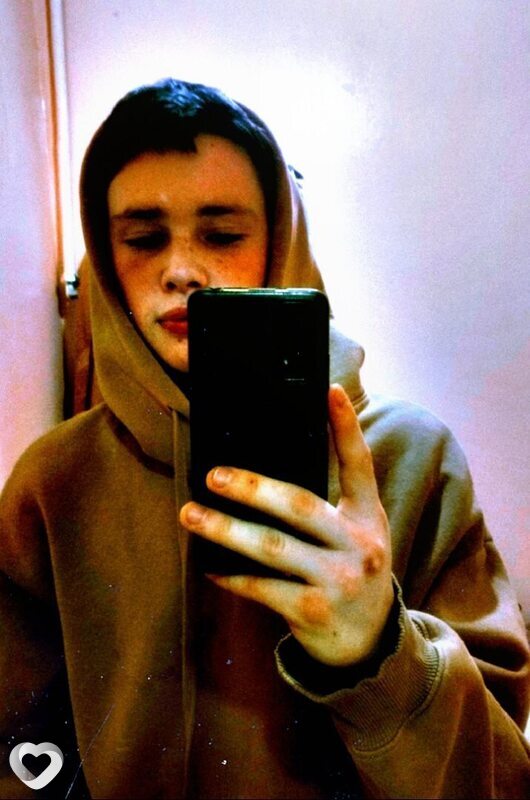 Кирилл, 20, Соликамске — анкета №3962821