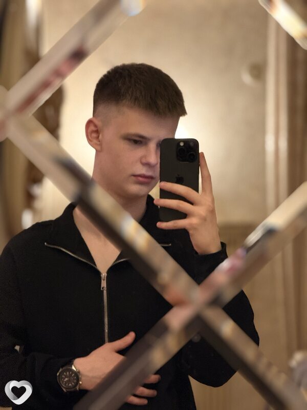 Никита, 19, Москве — анкета №3962860