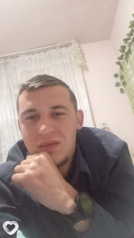Евгений, 22, Бишкек — анкета №3964259