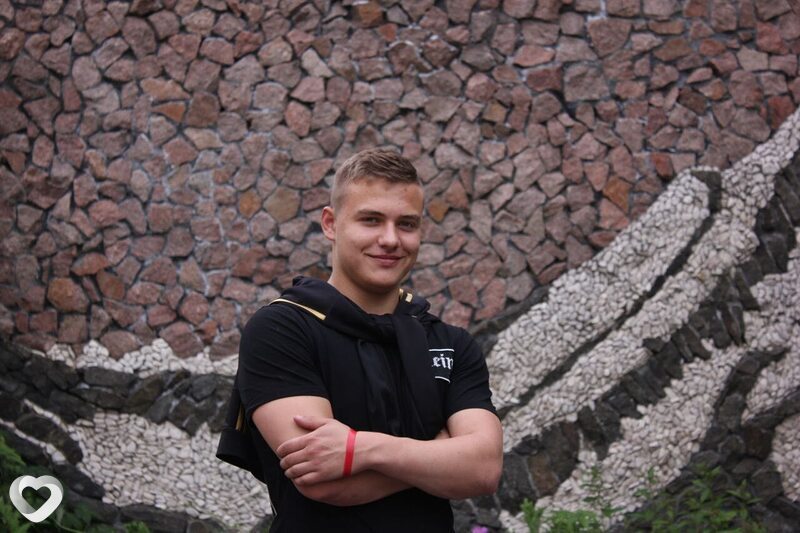 Александр, 27, Макеевке — анкета №3964729