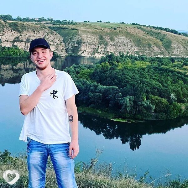 Вова, 21, Киеве — анкета №3964367