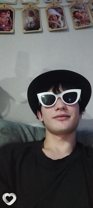 Даниил, 18, Таганроге — анкета №3965519