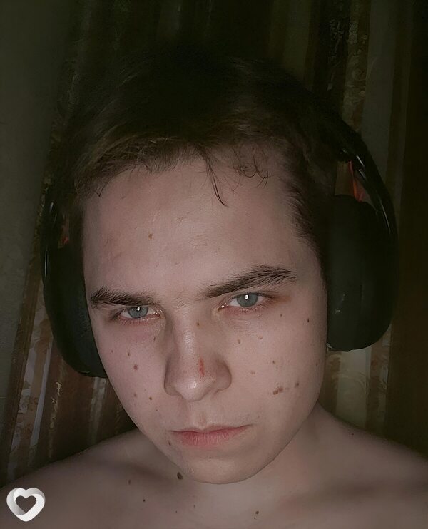 Евгений, 18, Чебоксарах — анкета №3965796