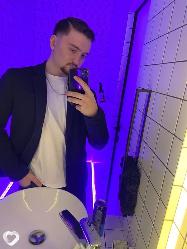 Евгений, 23, Красноярске — анкета №3966293