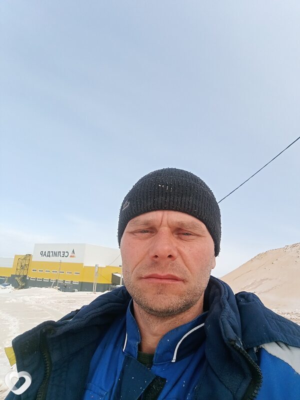 Александр, 40, Алдане — анкета №3968548