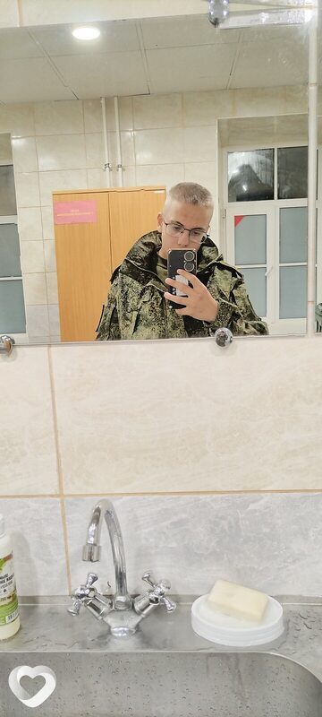 Артём, 19, Санкт-Петербурге — анкета №3968092