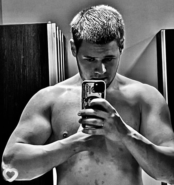 Артём, 21, Ростове-на-Дону — анкета №3968215
