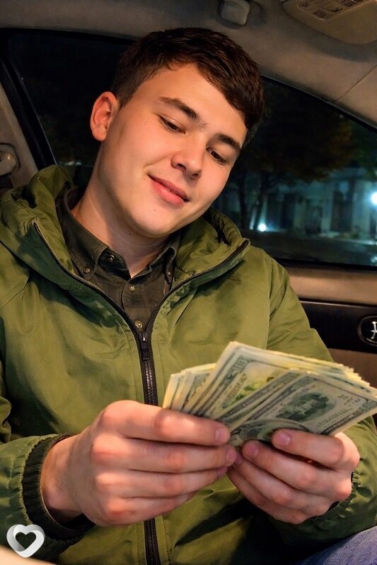Артур, 23, Тюмени — анкета №3968865