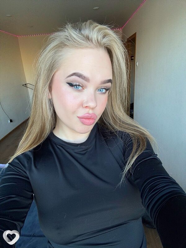 Карина, 22, Санкт-Петербурге — анкета №3969129