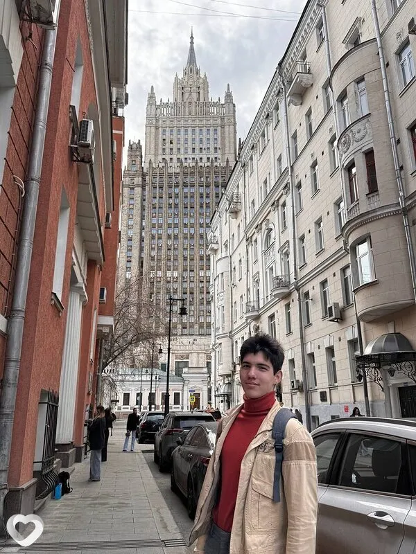 Булат, 18, Москве — анкета №3969835