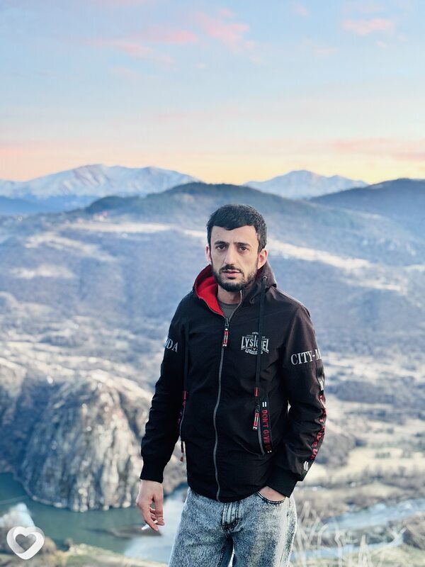 Hovo, 27, Ереван — анкета №3970892