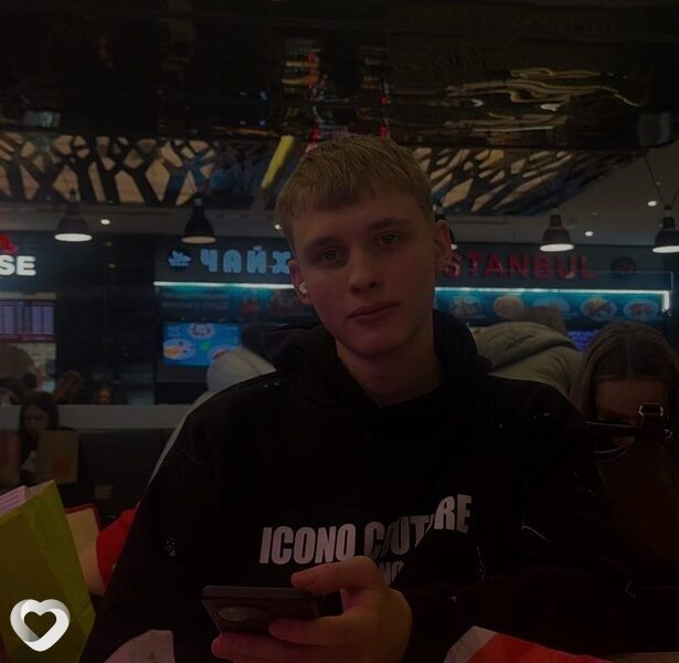 Андрей, 18, Минске — анкета №3970477