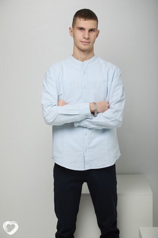 Андрій, 18, Днепр — анкета №3970379