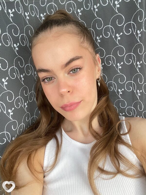 Вера, 20, Тюмени — анкета №3970566