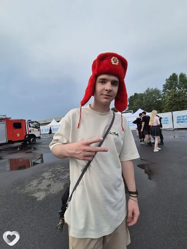 Антон, 20, Москве — анкета №3970960