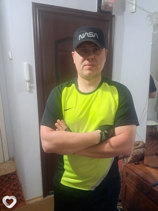 Alex, 38, Днепр — анкета №3971447