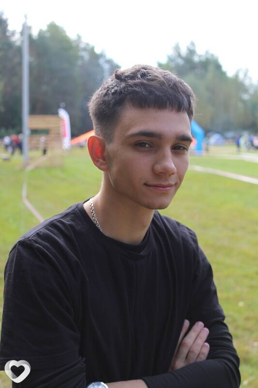 Александр, 22, Бобруйске — анкета №3971763