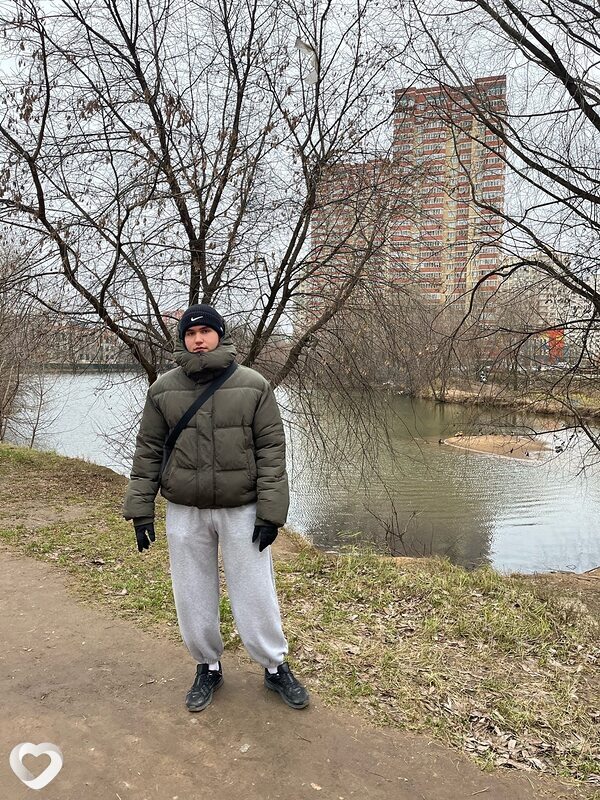 Пашка, Кобрин