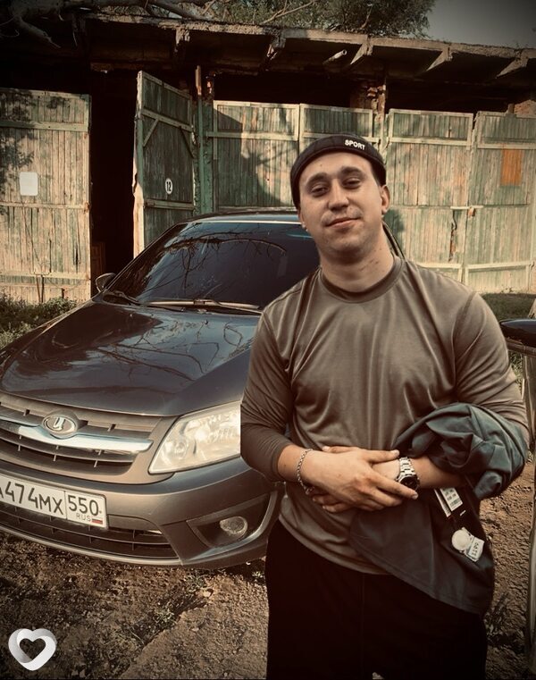 Денис, 25, Азове — анкета №3972351