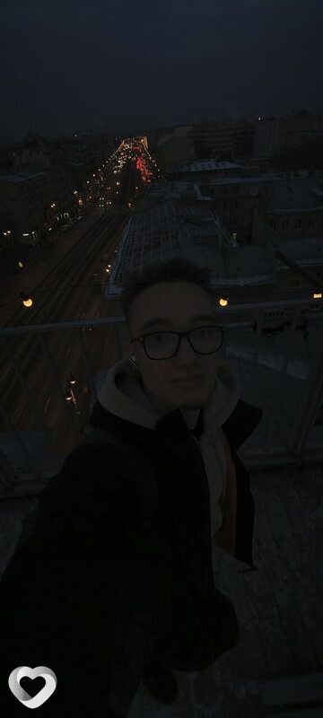 Саша, 19, Москве — анкета №3973320