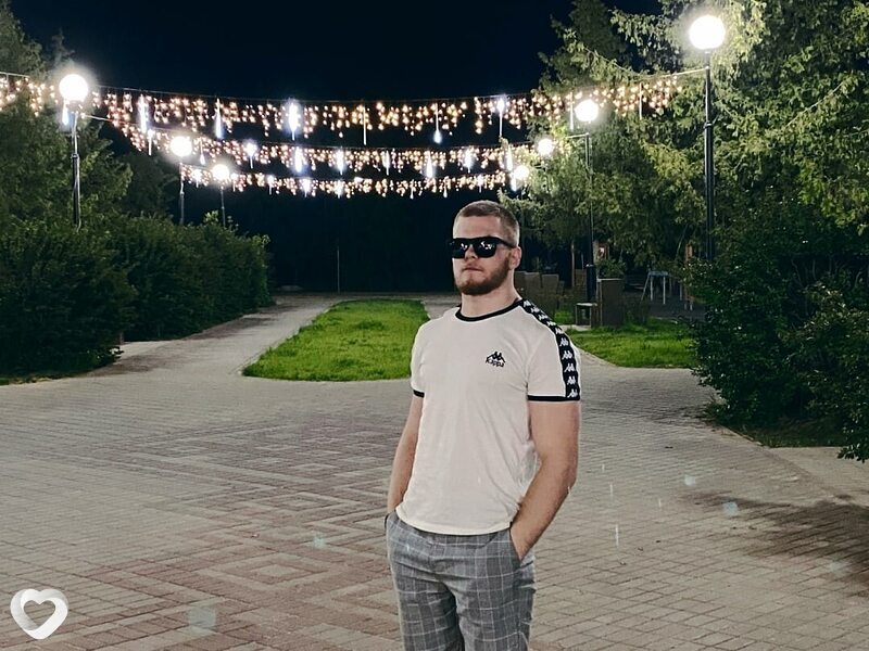 Иван, 21, Пскове — анкета №3973352
