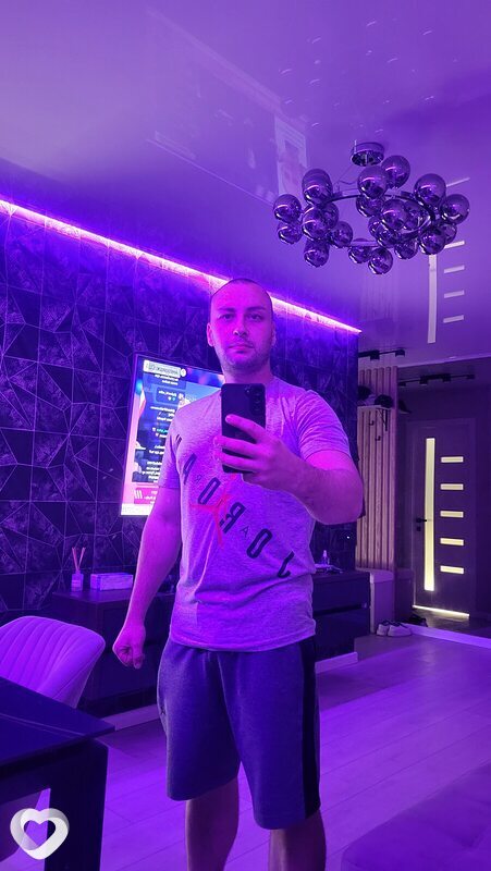Олег, 33, Харькове — анкета №3974214