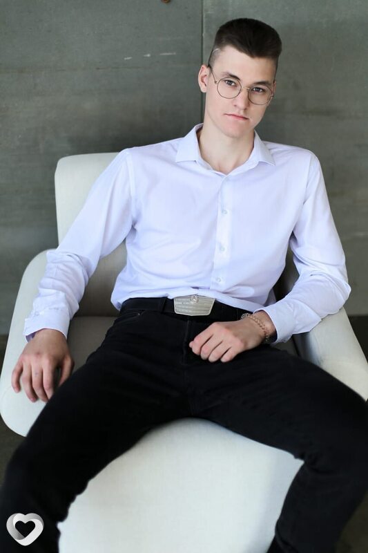 Даниил, 21, Новосибирске — анкета №3974505