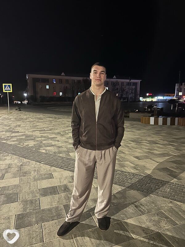 Данил, 21, Белгороде — анкета №3975000