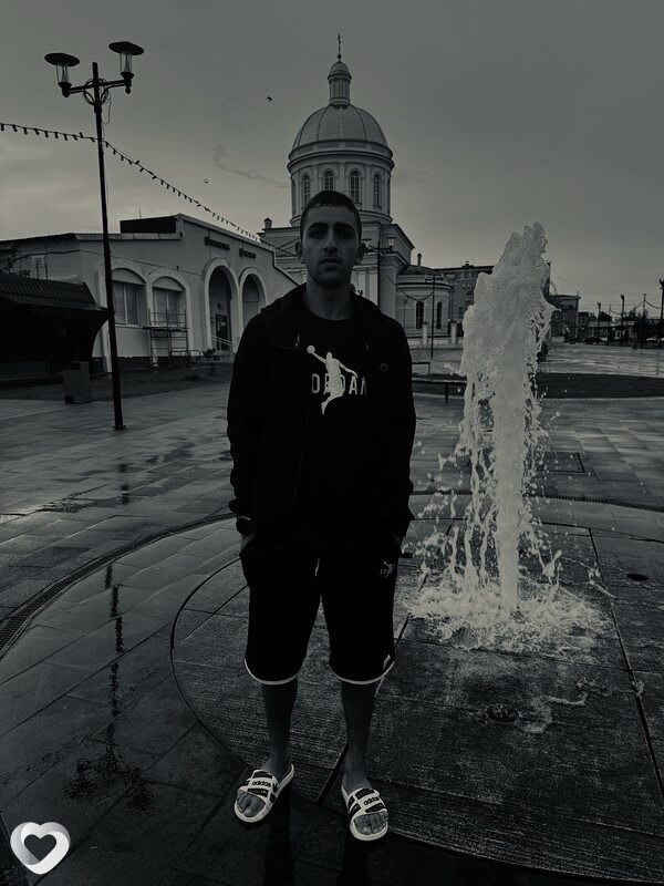 Саргис, 22, Химках — анкета №3974941