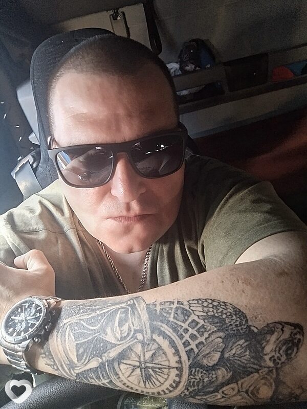 Дмитрий, 43, Чернигове — анкета №3975040