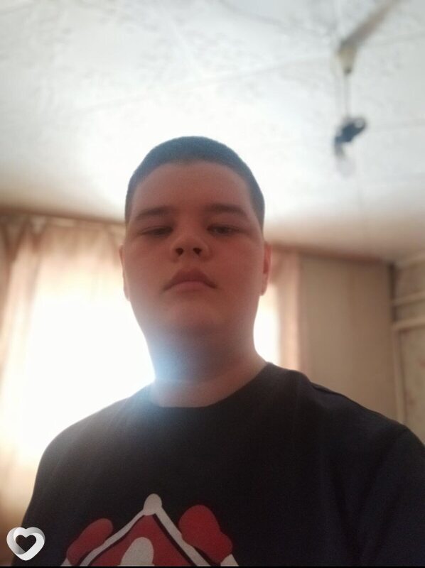 Дима, 18, Мичуринске — анкета №3975483