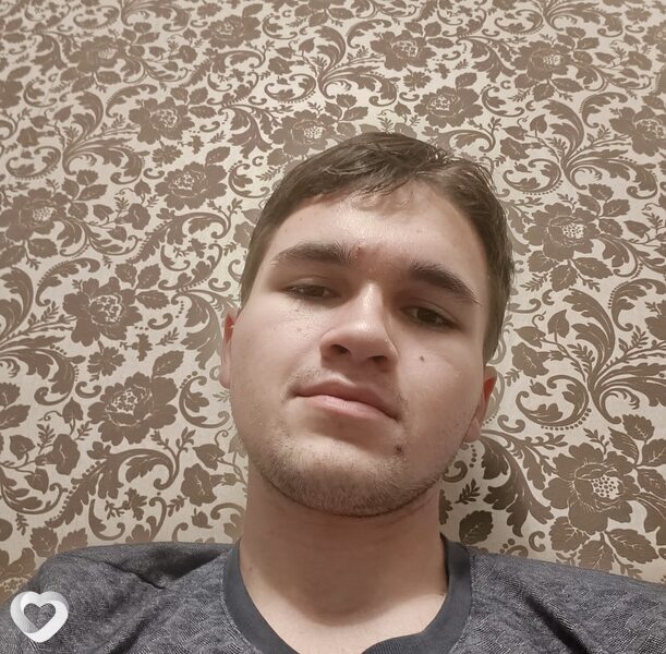Андрей, 18, Барнауле — анкета №3975526