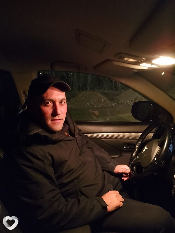Konstantin, 38, Окуловке — анкета №3975673