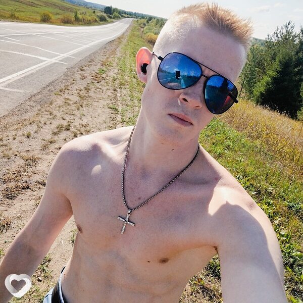 Алекс, 27, Санкт-Петербурге — анкета №3975812
