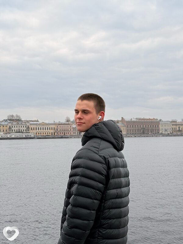 Антон, 18, Санкт-Петербурге — анкета №3977024
