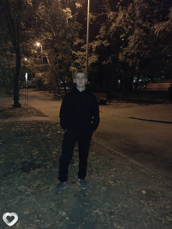 Антон, 23, Витебске — анкета №3976677