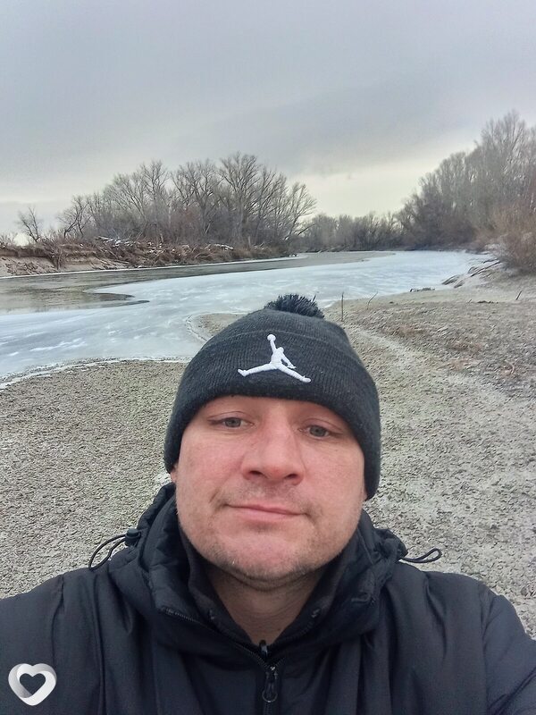 Иван, 40, Новотроицке — анкета №3977039