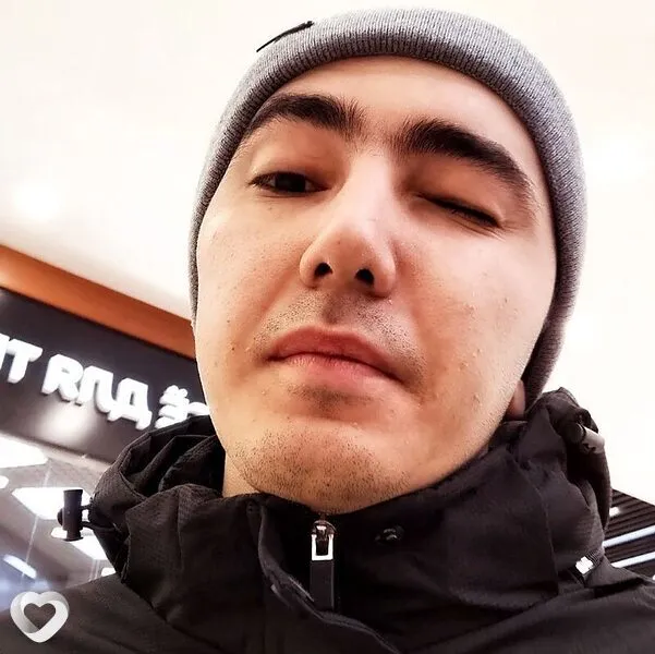 Баходир, 24, Барнауле — анкета №3976928