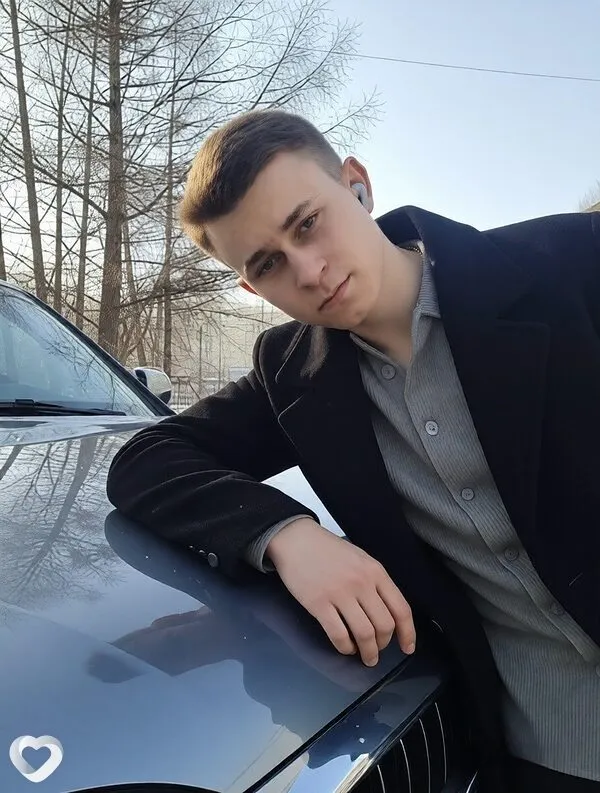 Дмитрий, 20, Бийске — анкета №3977556