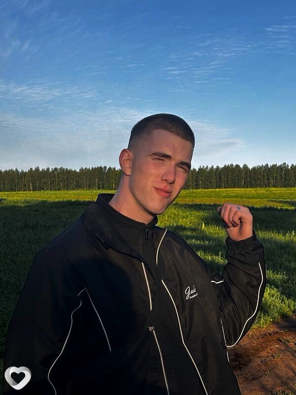 𝑉𝑖𝑘𝑡𝑜𝑟 𝑆𝑚𝑖𝑟𝑛𝑜𝑣, 22, Санкт-Петербурге — анкета №3977831