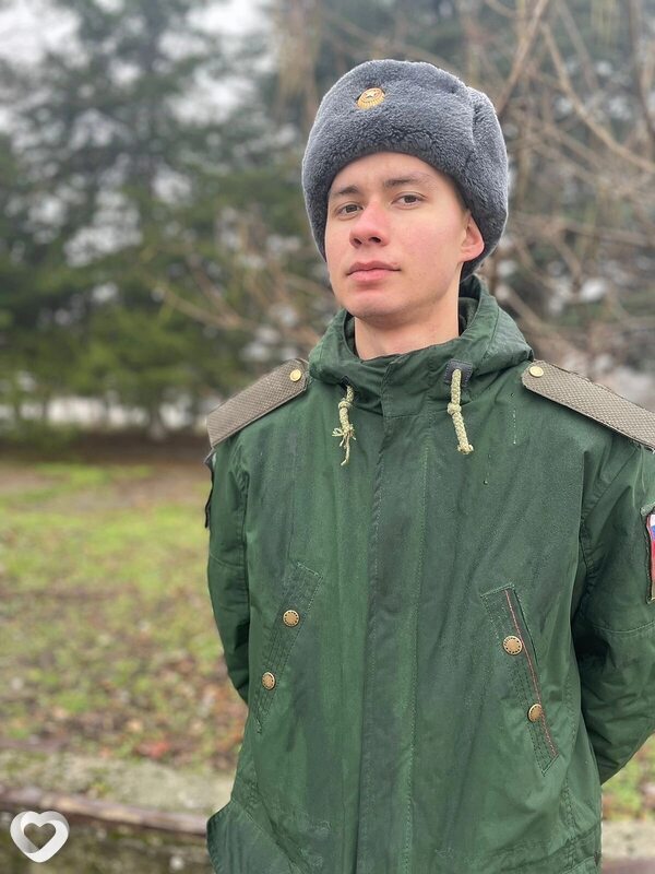 Максим, 23, Москве — анкета №3979354