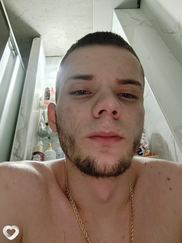 Кирилл, 21, Новосибирске — анкета №3979438