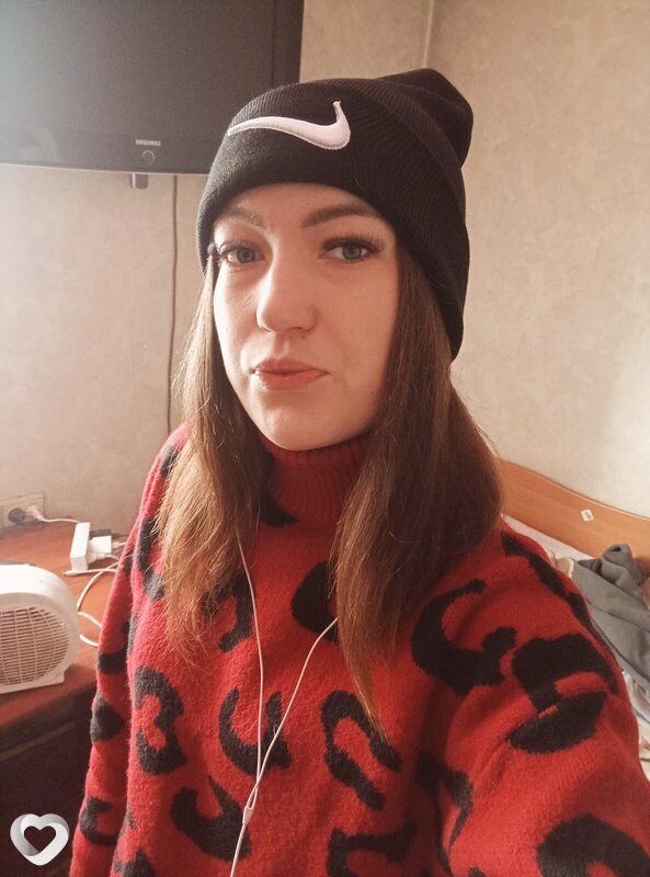 Елена, 26, Новокузнецке — анкета №3980279