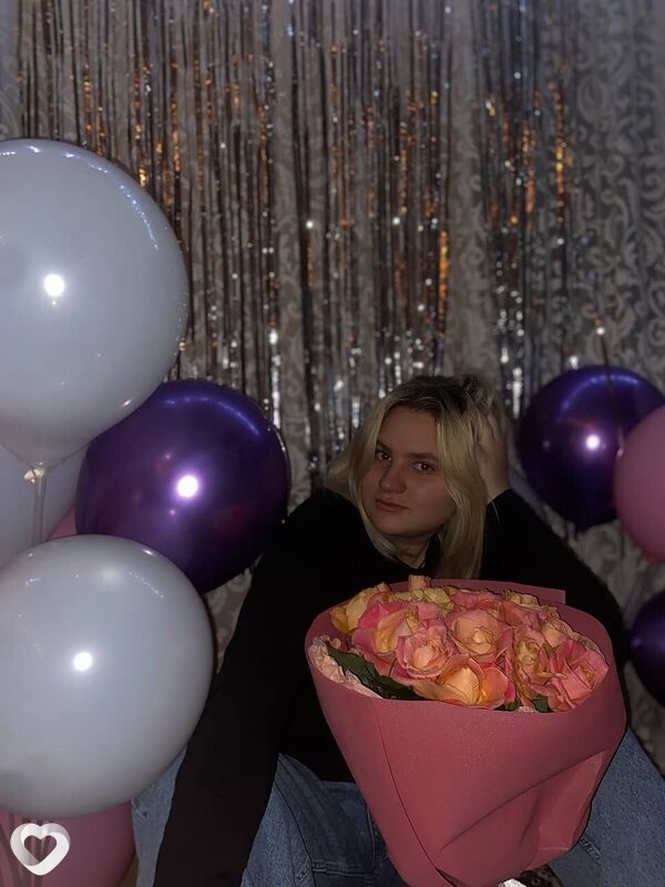 Поли, 20, Харькове — анкета №3979735