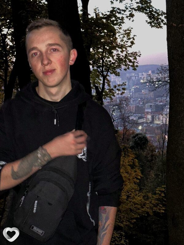 Денис, 24, Львове — анкета №3979784