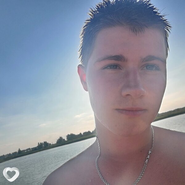 Александр, 26, Слуцке — анкета №3980367